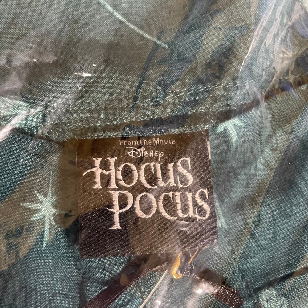 Torrid NWT Disney Hocus Pocus Mini Challis Button Front Skirt Size 4X Green - Picture 8 of 11